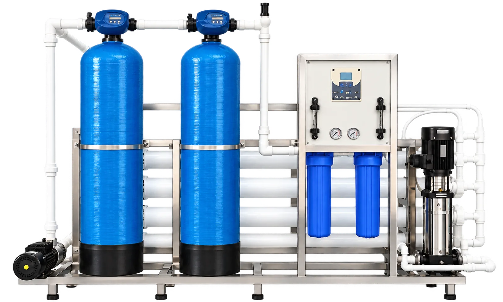 Reference-based illustration of a compact RO plant with two blue filter vessels, a control panel, cartridge filters and a vertical pump on a steel frame